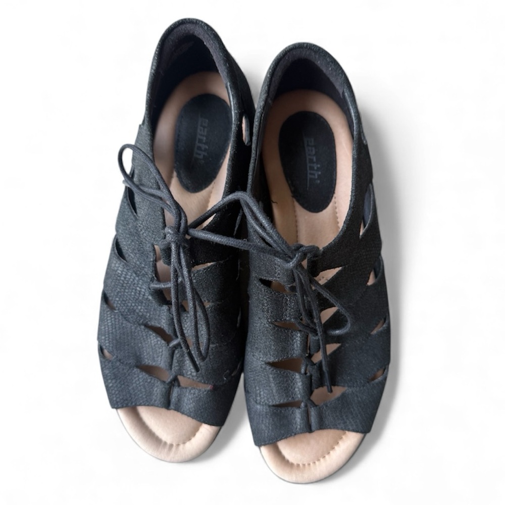 Earth Plover Black Gladiator Sandals - 10B